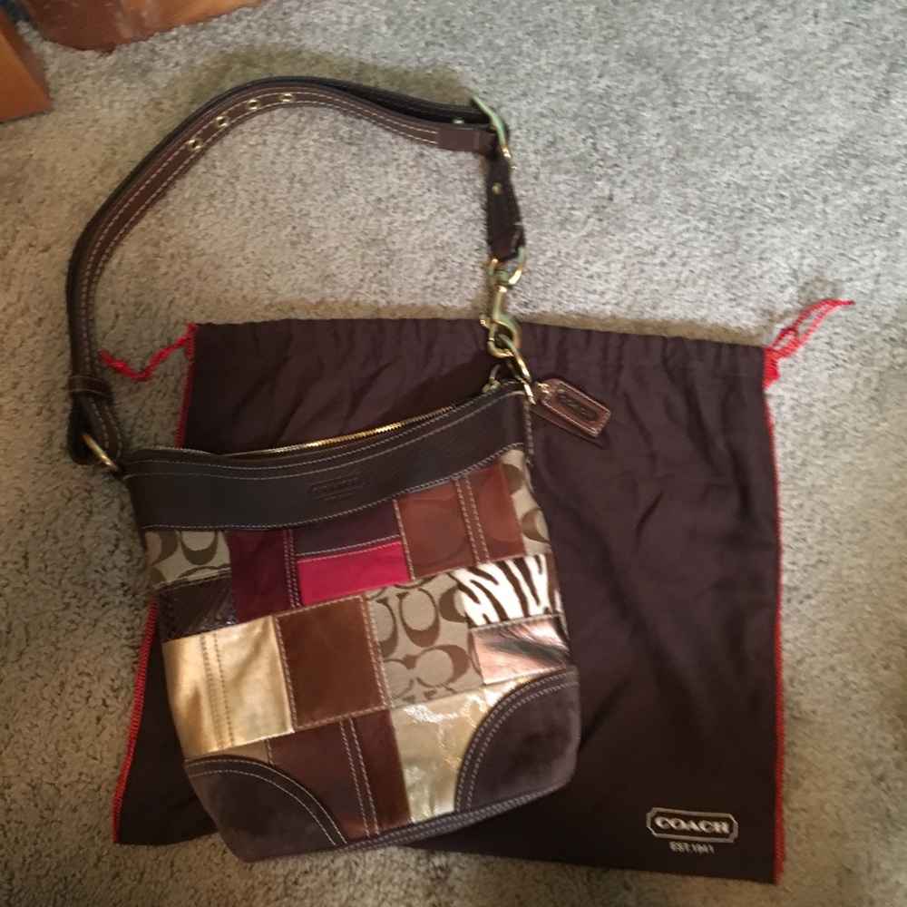 ✨AUTHENTIC COACH PURSE ✨
